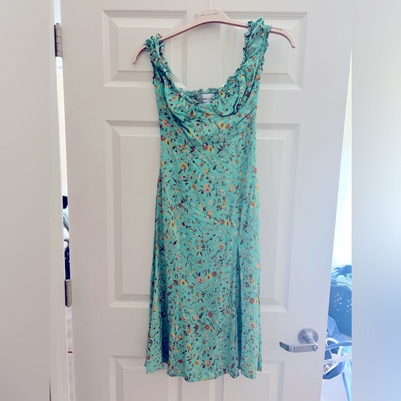 Hello Molly Sundress - Picture 1 of 3